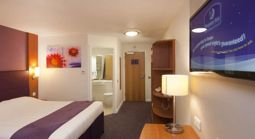 Premier Inn Merthyr Tydfil Kültér fotó